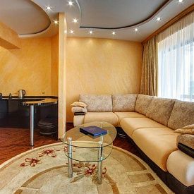 им Горького люкс 2-местный 2-комнатный в к.2