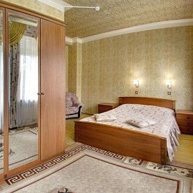 им Горького 1 категория 2-комнатный семейный