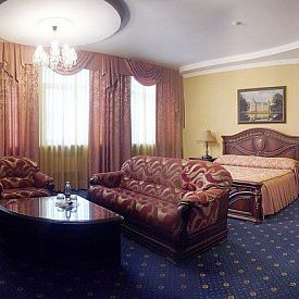 Гранд-отель Джуниор сюит 2-местный 1-комнатный (4 этаж)