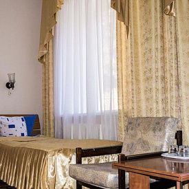 Кругозор Эконом 2-местный в коттедже 1