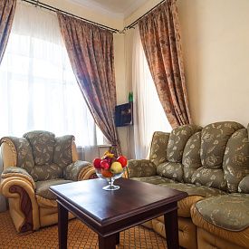 «Шаляпинъ» пансионат кисловодск Люкс Luxury suit в корп. Б (№1, 3, 6, 8, 11) - двуспальная кровать