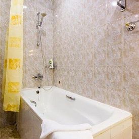 «Вилла Арнест» санаторий Кисловодск 1 категория стандартный семейный 2-комнатный