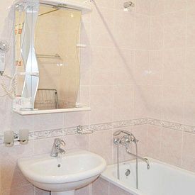 Родник Люкс 2-местный 2-комнатный семейный б/балкона