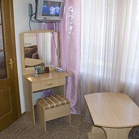 «Колос» санаторий Кисловодск 1 категория семейный 2-комнатный без балкона корп.1