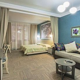 Джуниор Сюит 1-местный «Россия» бизнес-отель