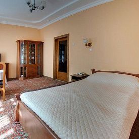 им Горького 1 категория 1-комнатный семейный