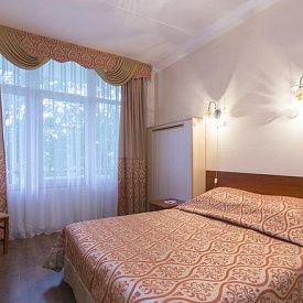 «Им. Анджиевского» санаторий ессентуки 1 категория 2-местный 2-комнатный в корп.1 (бывший корп.15)