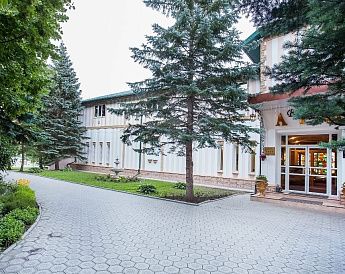 «Вилла Арнест» санаторий - фото