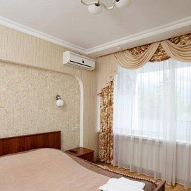 Люкс 2-местный 2-комнатный «Им. М.И. Калинина»