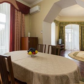 Люкс 2-местный 3-комнатный (корпус 1) «Нарзан» санаторий