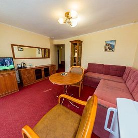 «Парус» санаторий Анапа Люкс 2-местный, 2-комнатный (с балконом корпус 1)