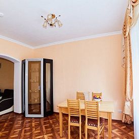 Родник Люкс 2-местный 3-комнатный с балконом