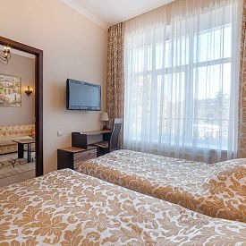 Центросоюз люкс 2-местный 2-комнатный