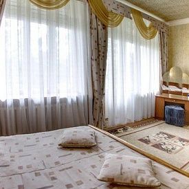 им Горького 1 категория 2-комнатный семейный