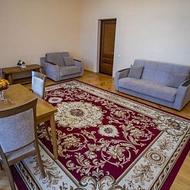 Им Орджоникидзе Люкс 2-местный 2-комнатный