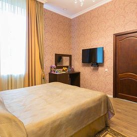 Джуниор сюит 2-местный 2-комнатный №101 «Вилла Герман»