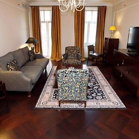 Сьют семейный 4-местный 3-комнатный с балконом «Понтос Плаза»