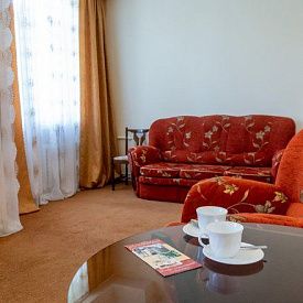 «Октябрь» пансионат Кисловодск 2-комнатный 2-местный номер