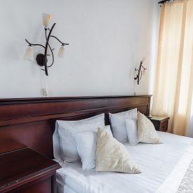 «Шаляпинъ» пансионат кисловодск Повышенной комфортности 2 местный №5 к. А, Б (двуспальная кровать)