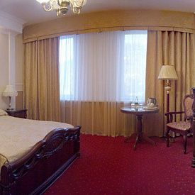 Гранд-отель Джуниор сюит 2-местный 1-комнатный  (1, 2, 3 этажи)